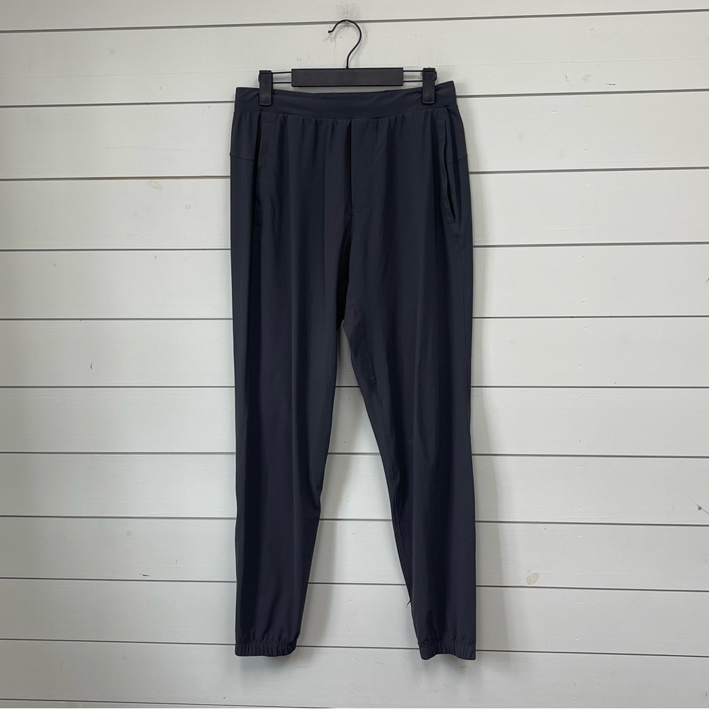 Lululemon surge joggers 29” dark gray men’s size small